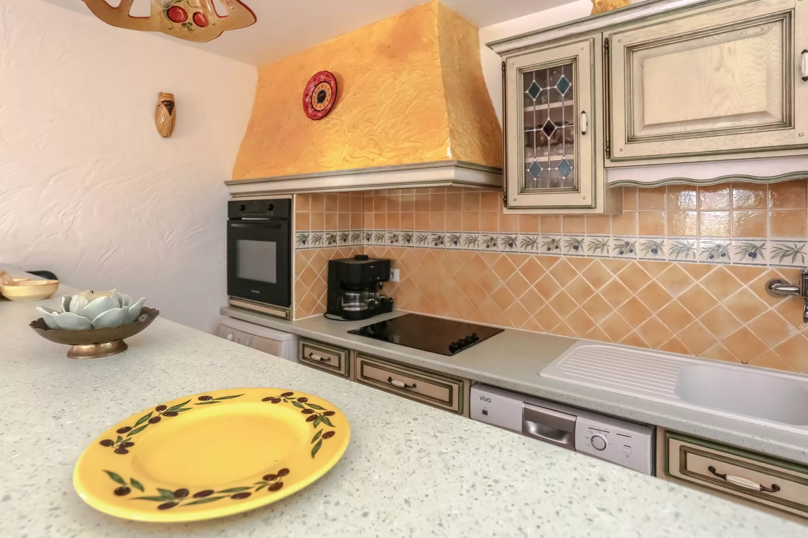 Villa l'Anthémis villa 5 pieces piscine commune-Kitchen