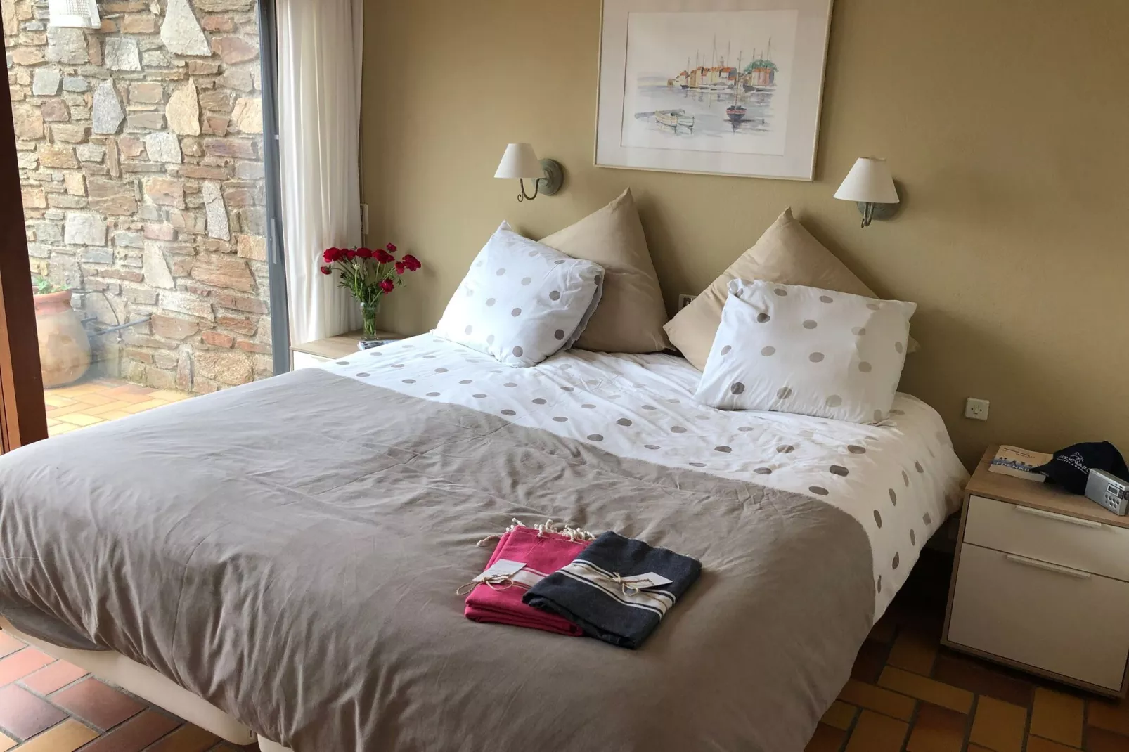 Villa avec piscine vue mer et proche plage à Bormes les Mimosas-Bedroom