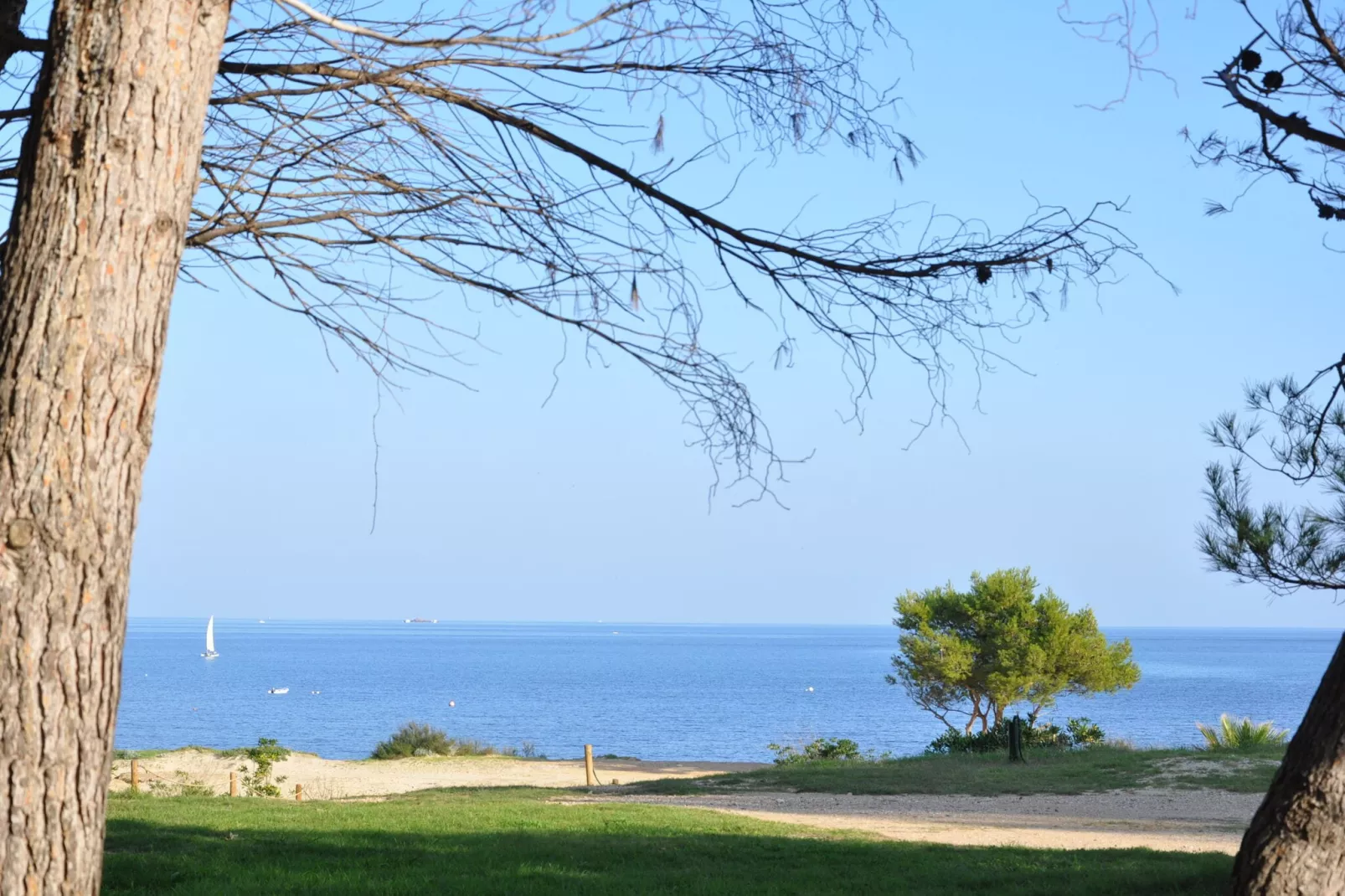 Villa avec piscine vue mer et proche plage à Bormes les Mimosas-Areas summer 5km