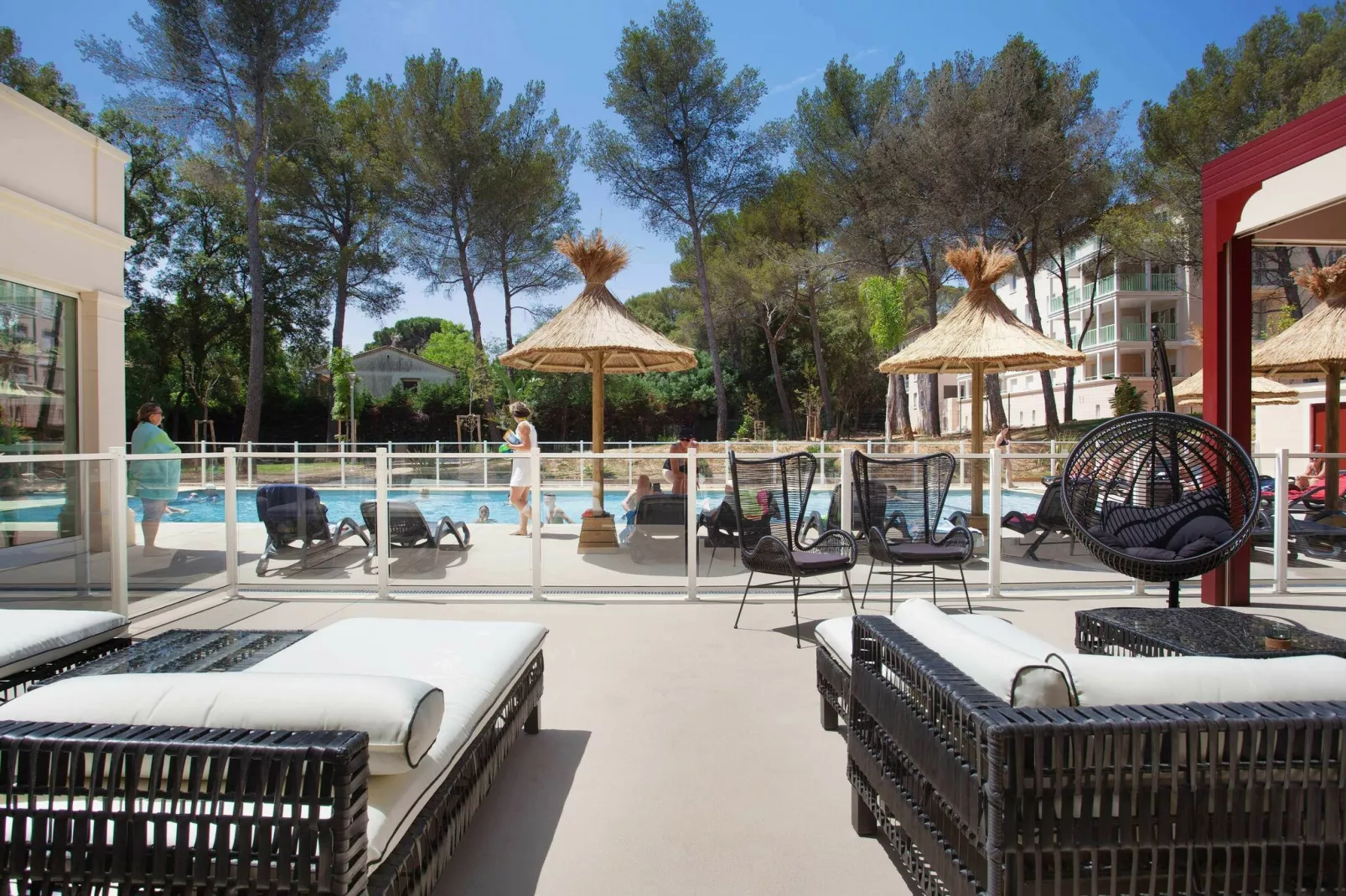 Les Canissons 2-Park facilities