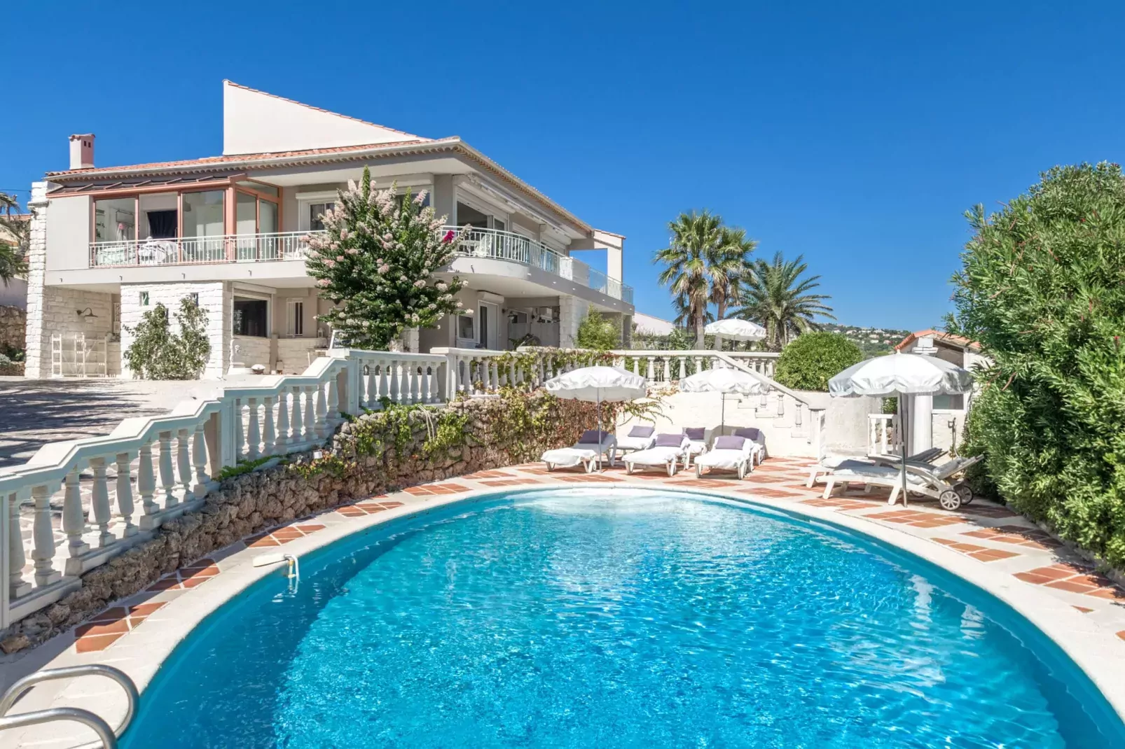 Villa Gaillarde 8 pers-Vue d'été
