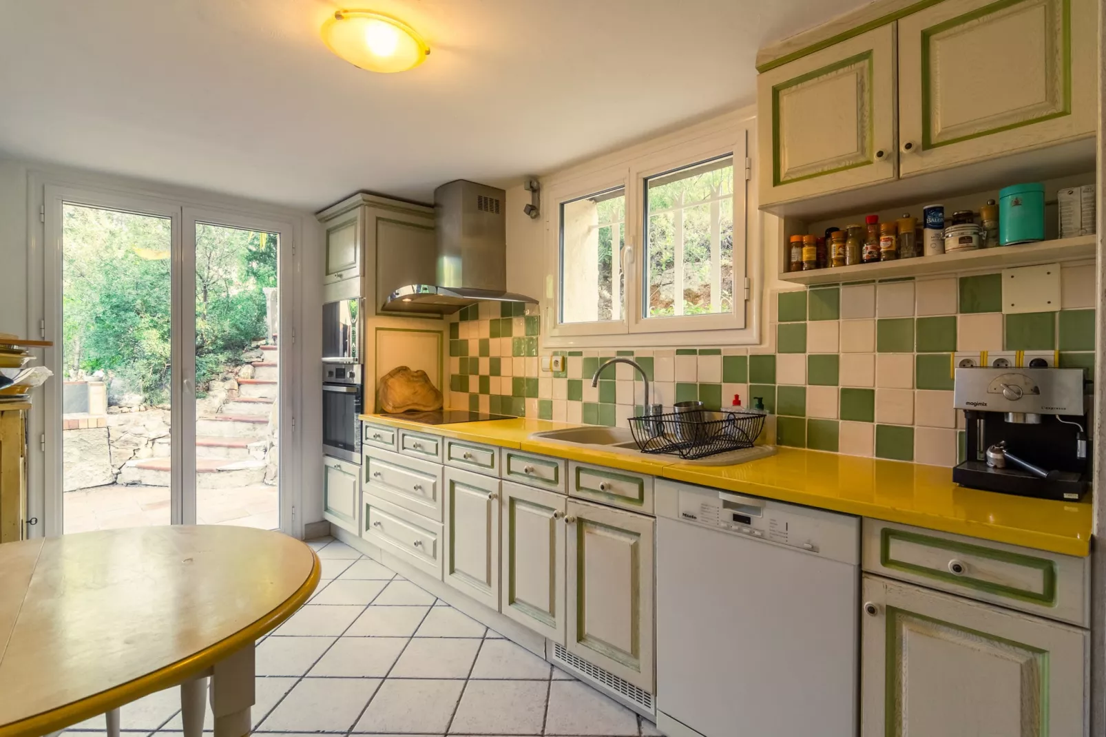 Villa Hyeres-Kitchen