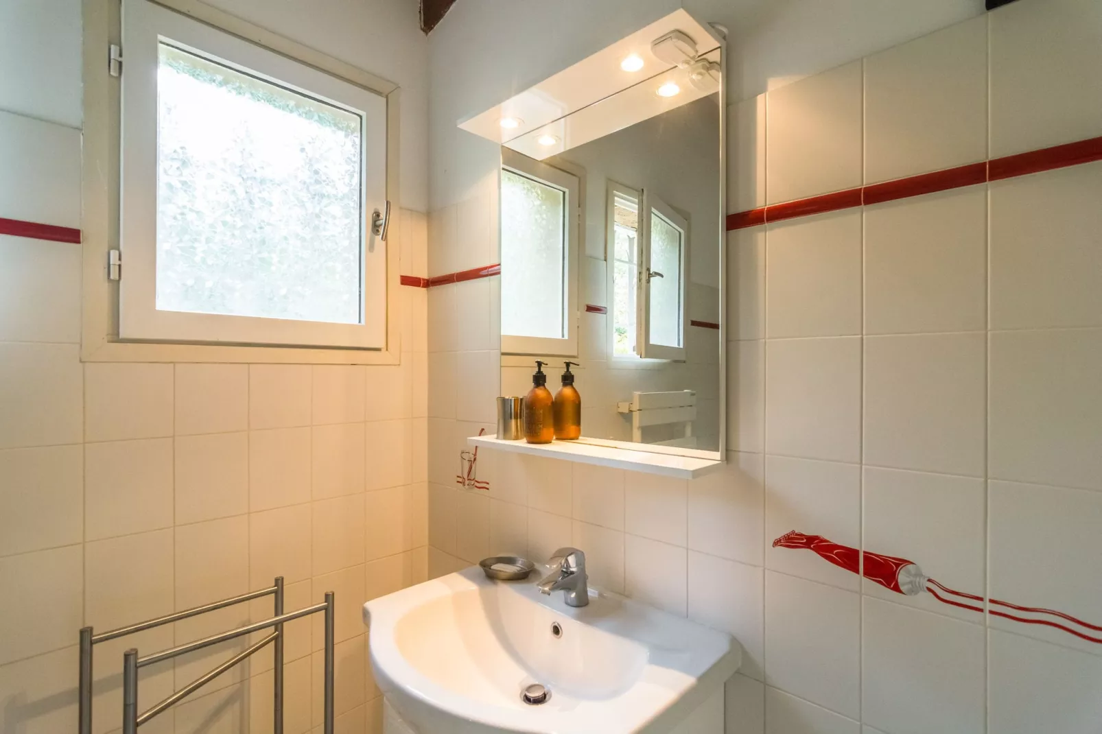 Villa Hyeres-Bathroom