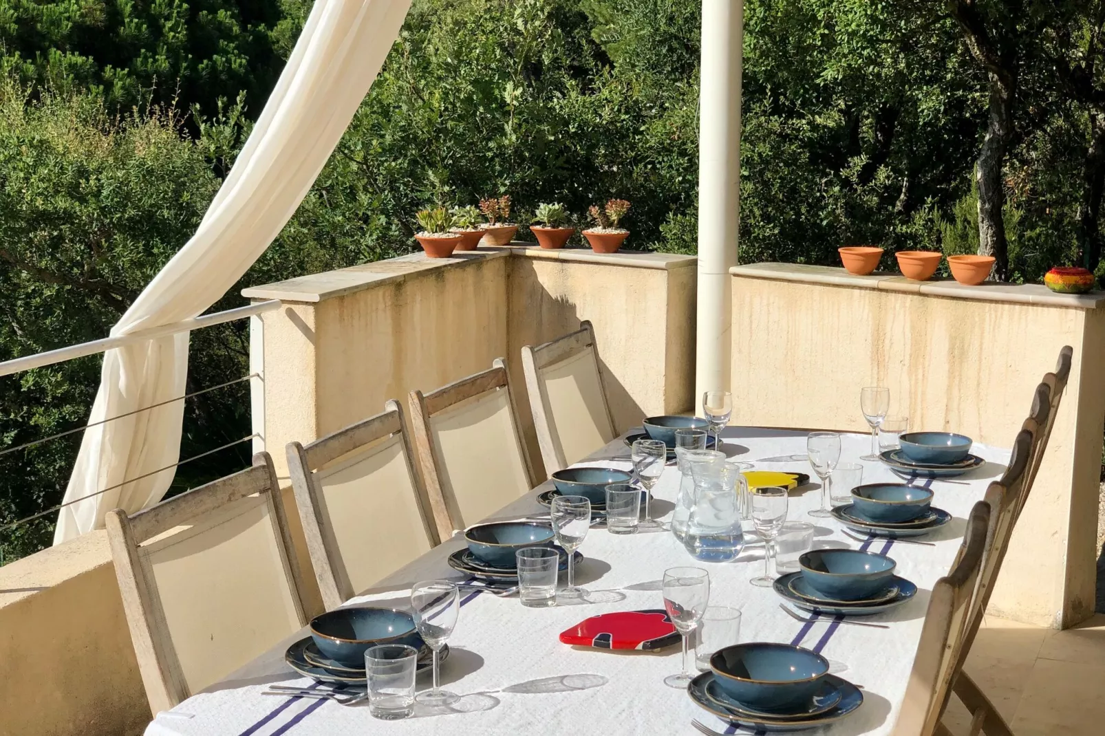 Valmer-Terrace balcony