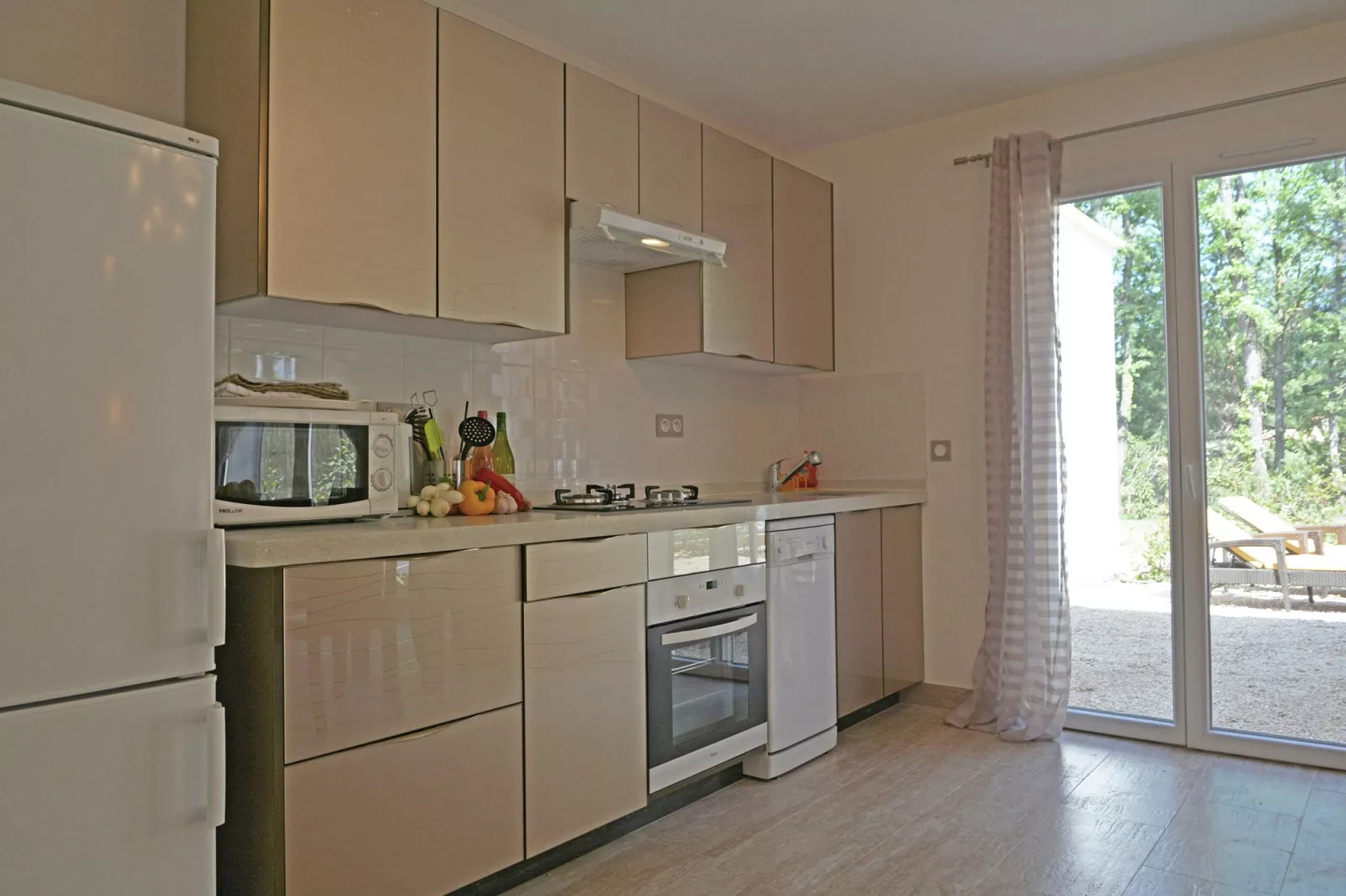 Villa Contempo 4-Cuisine