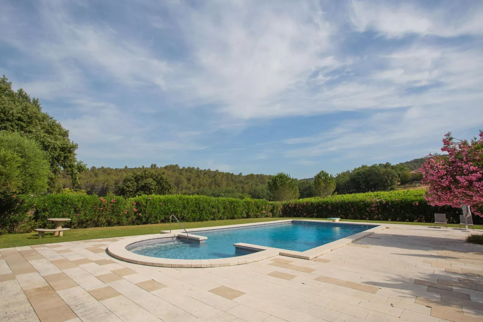 Chateau de Mappe-Pool