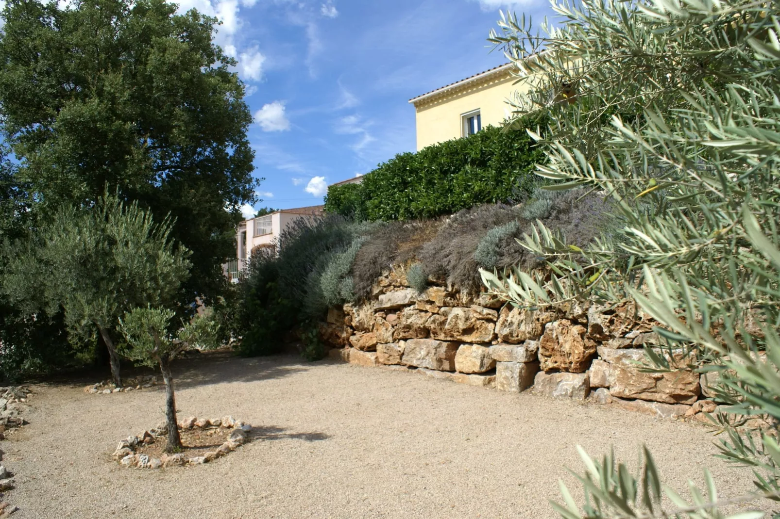 Villa la Parure-Exterior summer