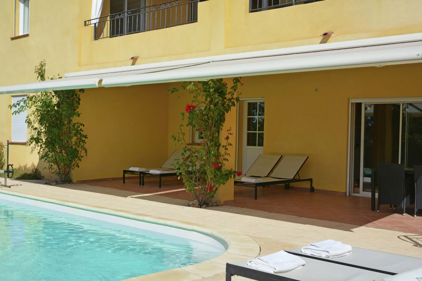 Villa la Parure-Terrace balcony