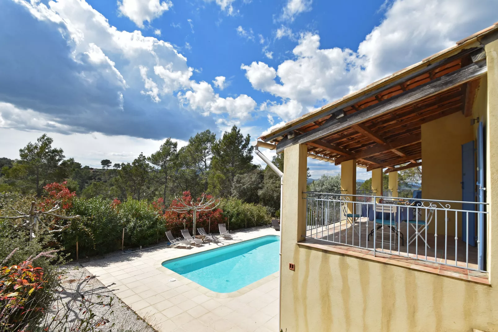 Villa Vida-Terrace balcony