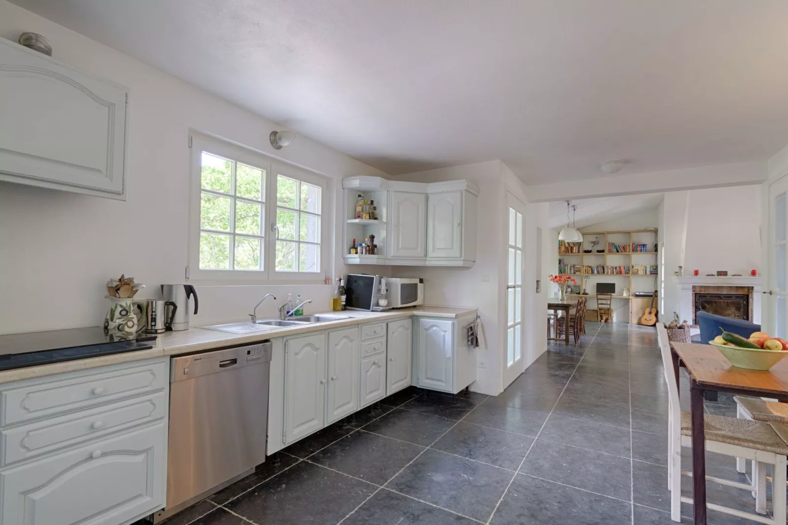 Villa Entrecasteaux-Kitchen