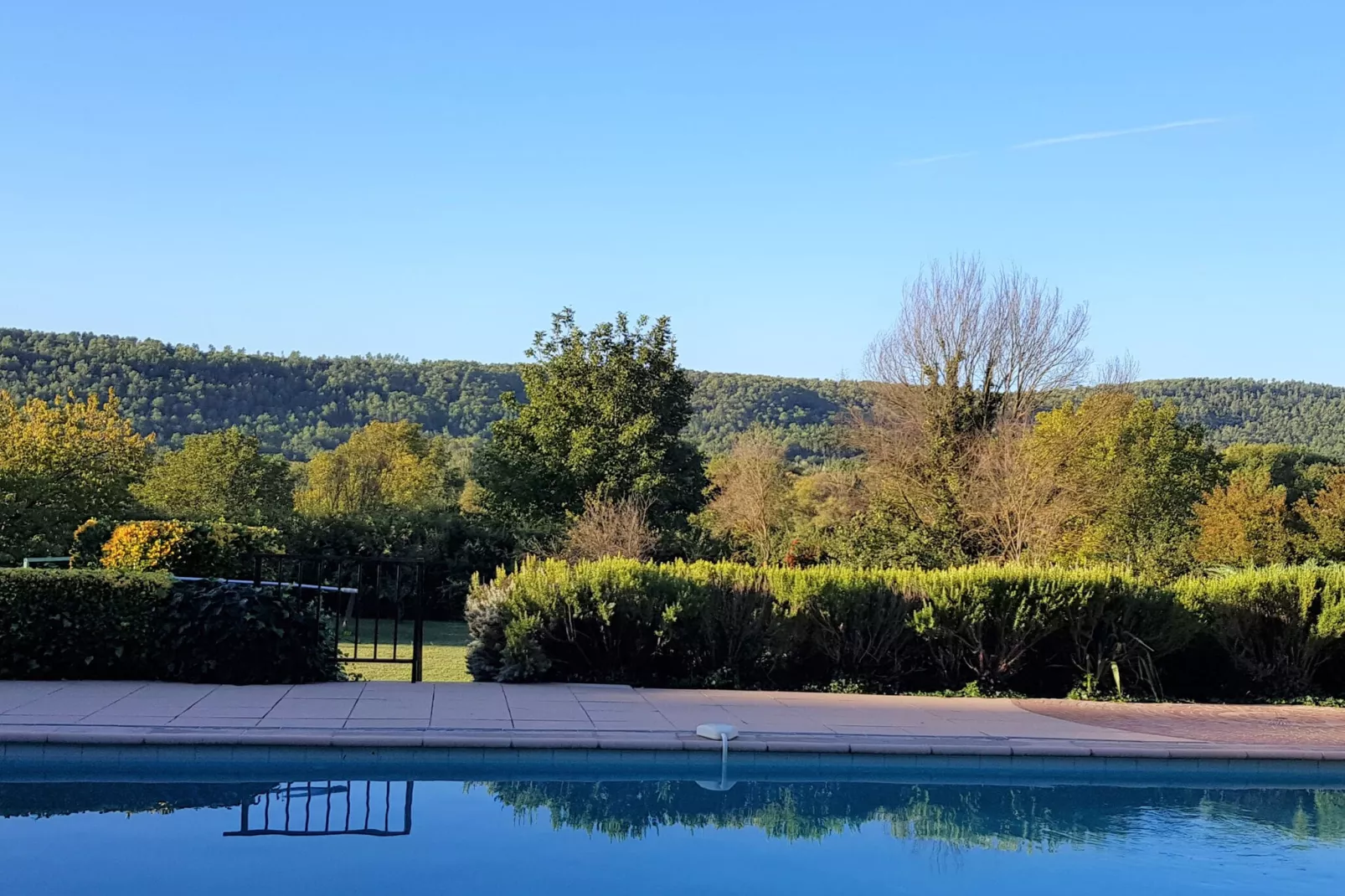 Mas la Baouque-View summer