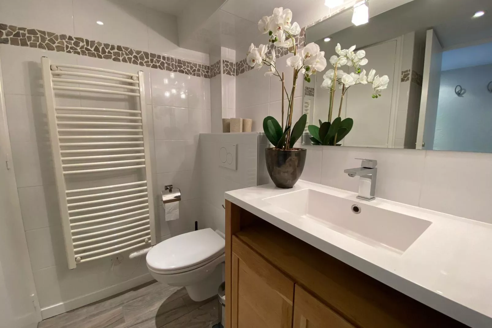 Les pieds dans l'eau-Bathroom