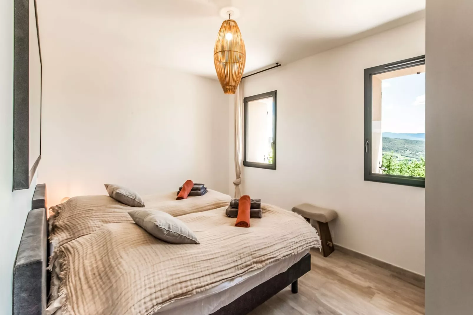 Villa Pouperas Vaison la Romaine-Bedroom