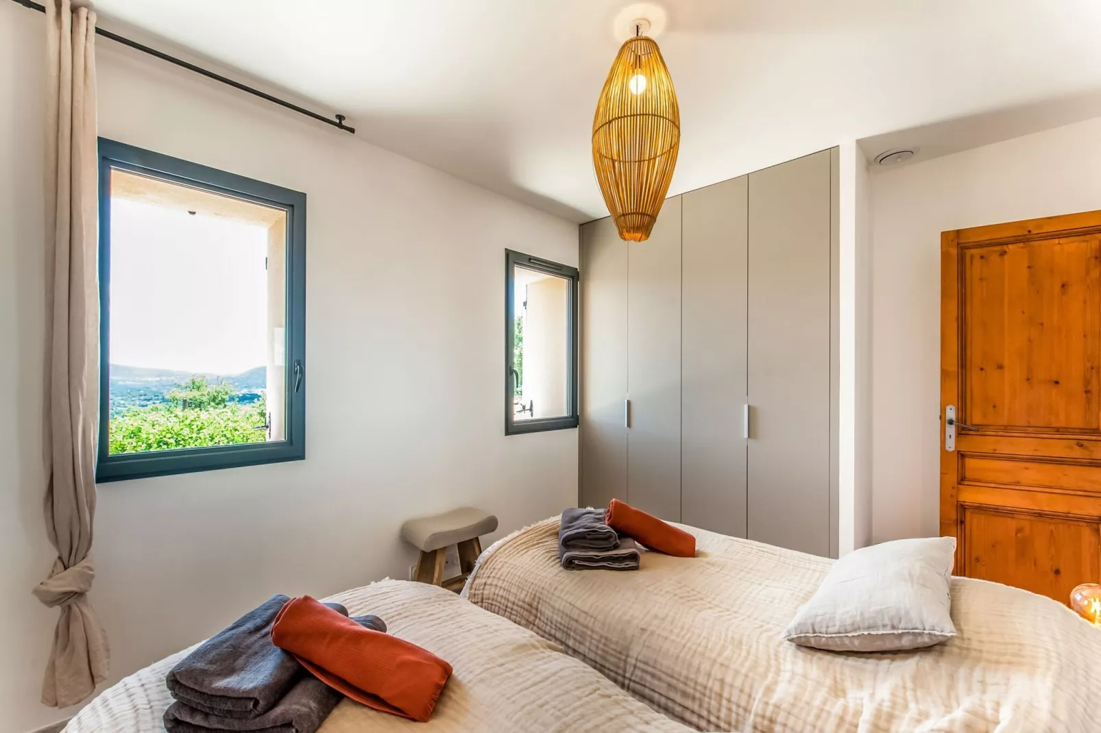 Villa Pouperas Vaison la Romaine-Bedroom