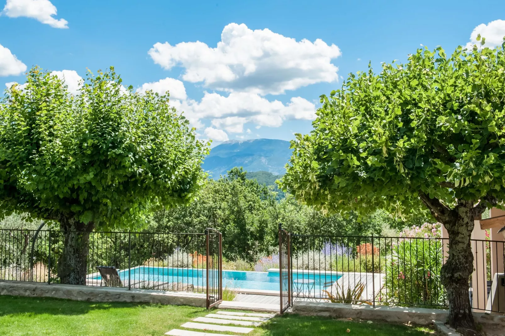 Villa Pouperas Vaison la Romaine-Areas summer 1km