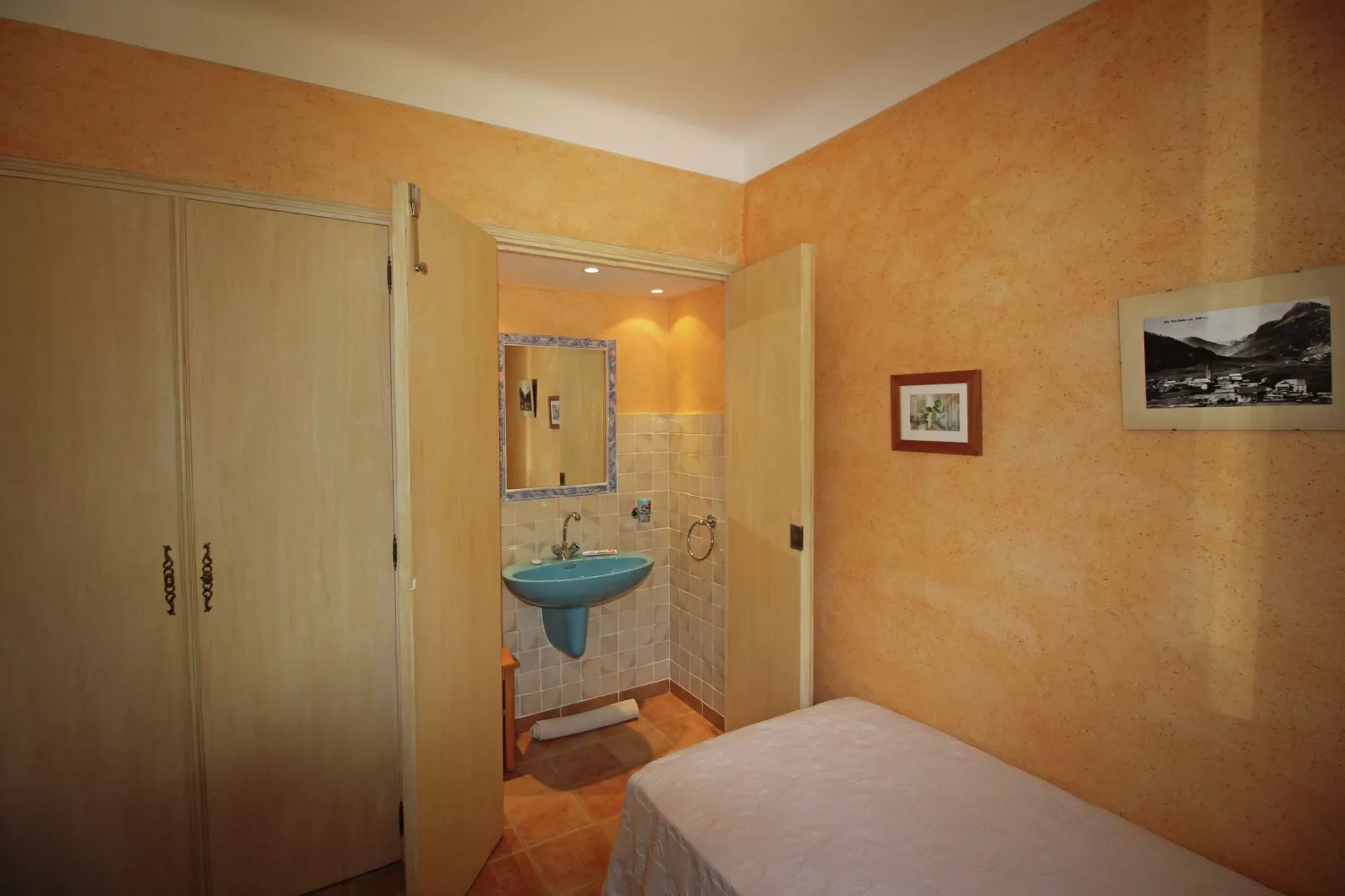 Val des Fées-Bathroom