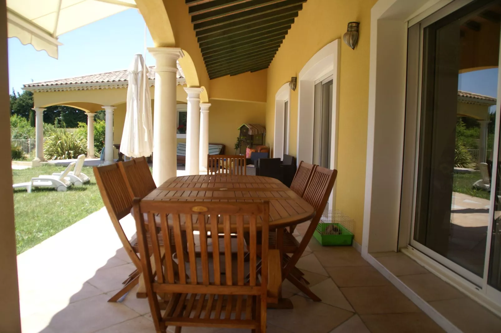 Villa - L'ISLE-SUR-LA-SORGUE-Terrace balcony