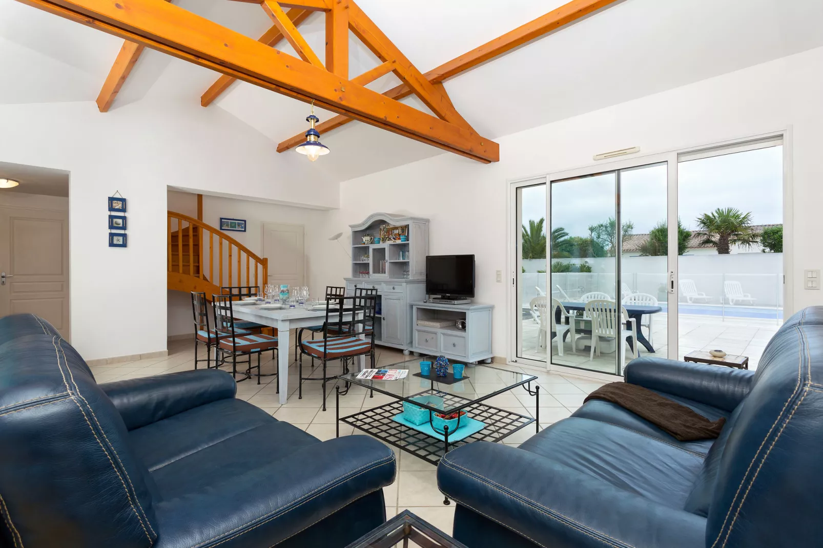Le Domaine de Vertmarines 2-Living room
