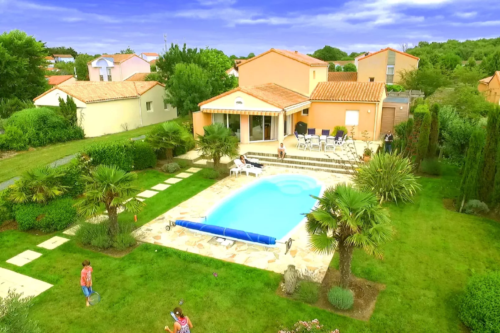Sophora 6 with pool-Exterior summer