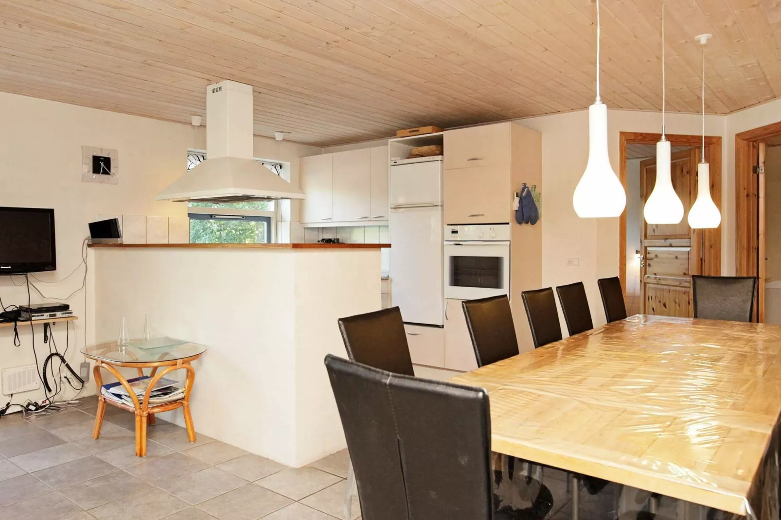 12 person holiday home in Hojslev-By Traum-Indoor