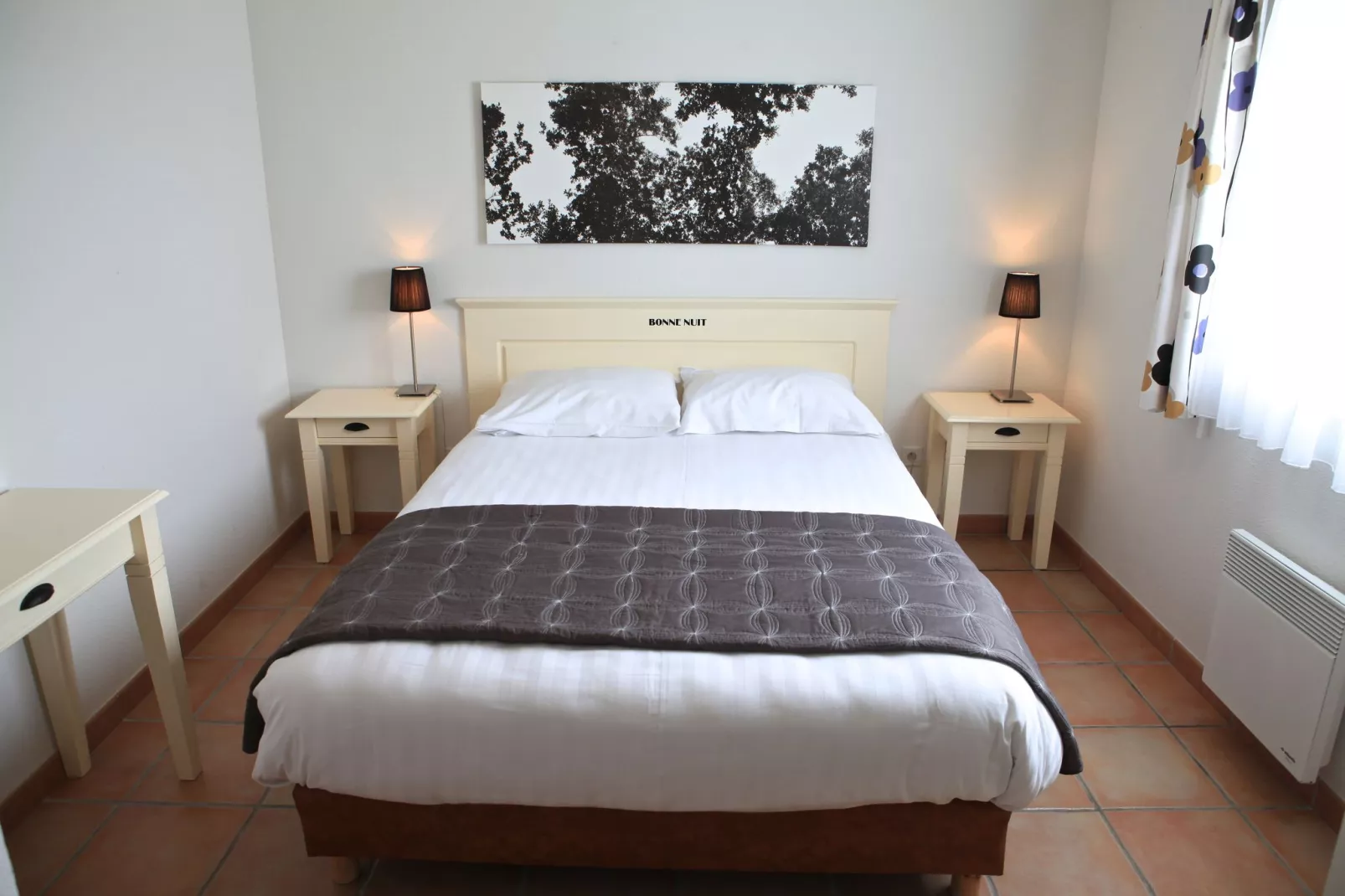 Sophora 6 with pool-Bedroom
