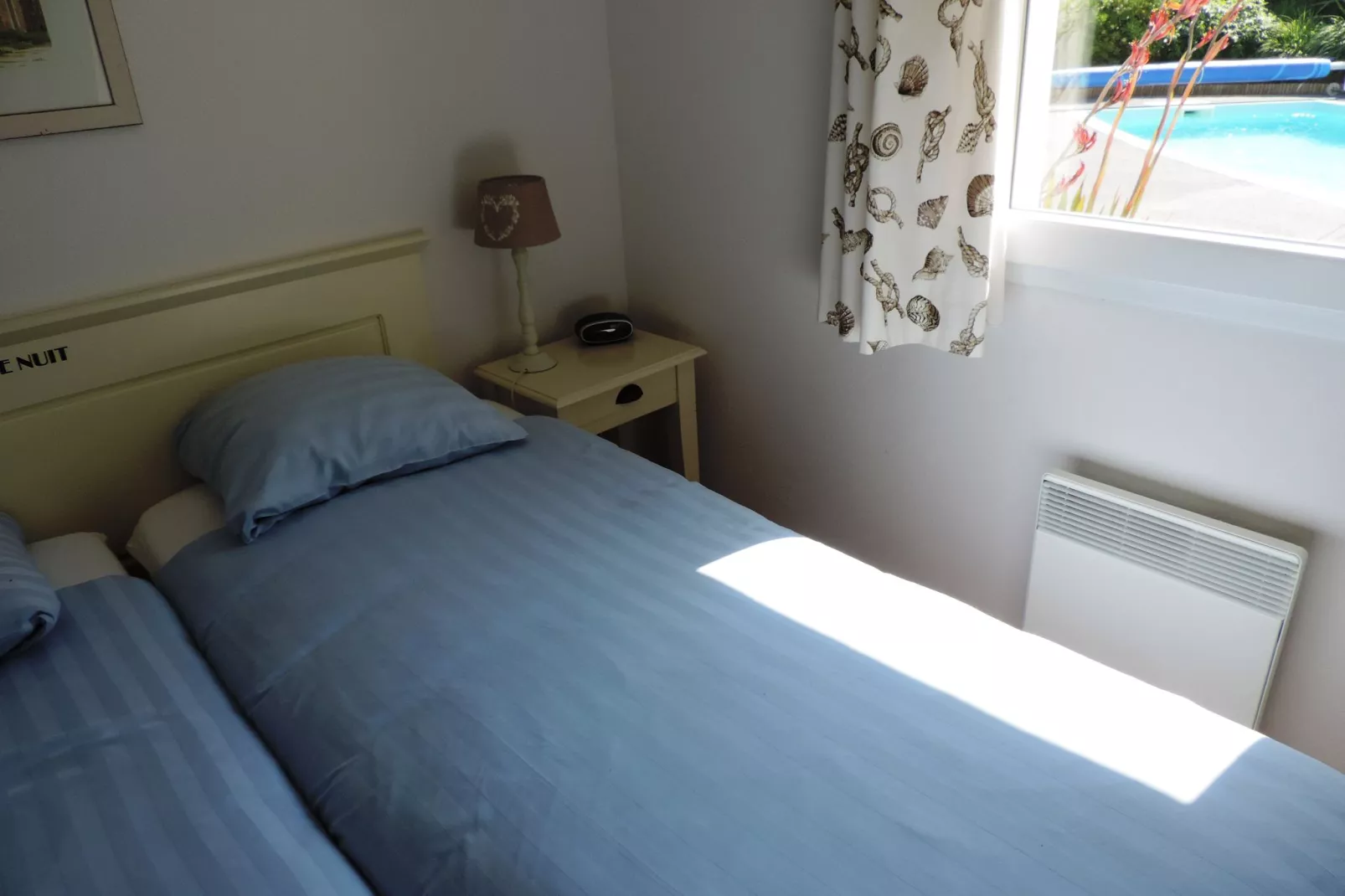 Acacia 6 with pool-Bedroom