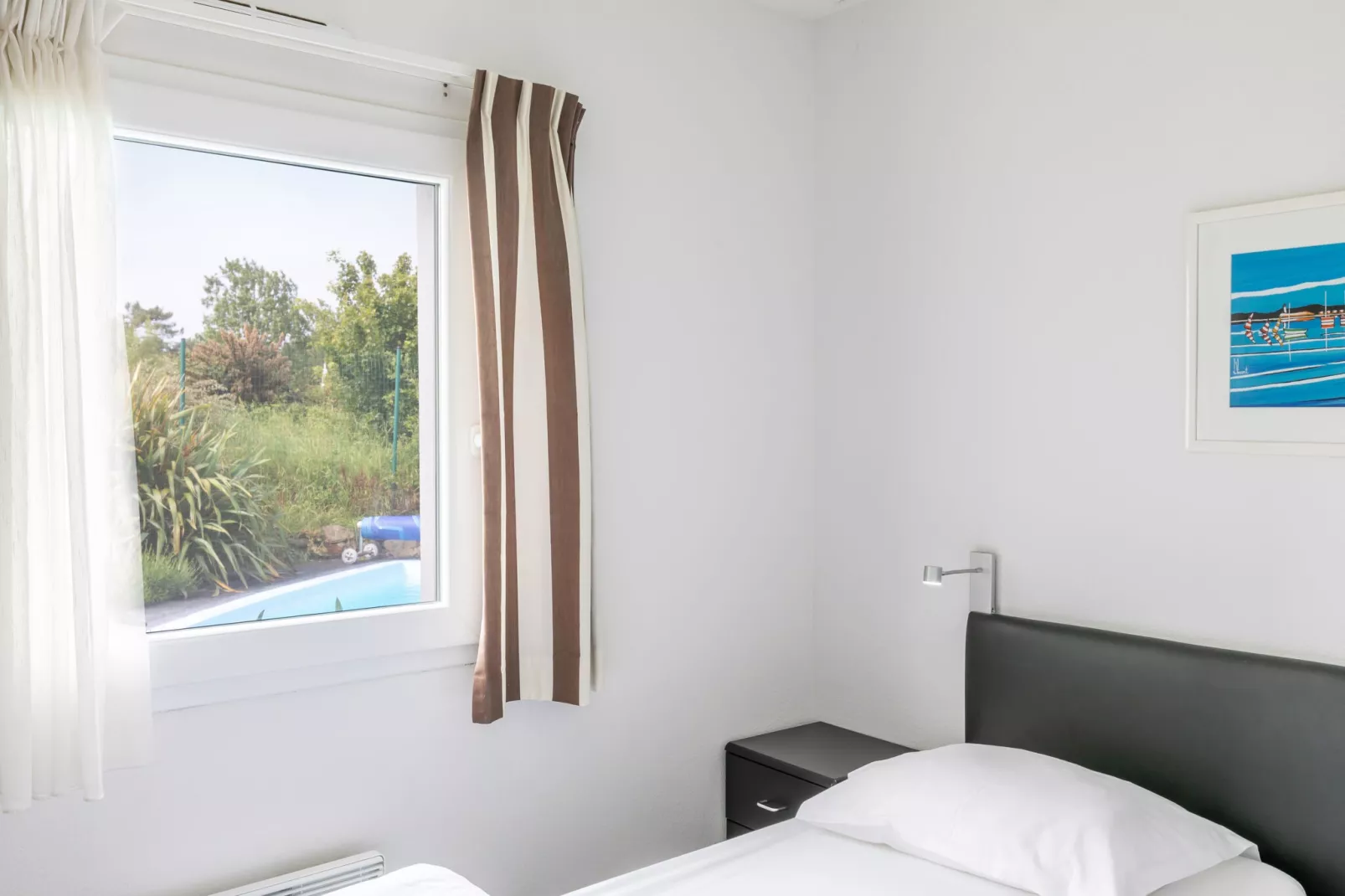 Sequoia 8 with pool-Bedroom