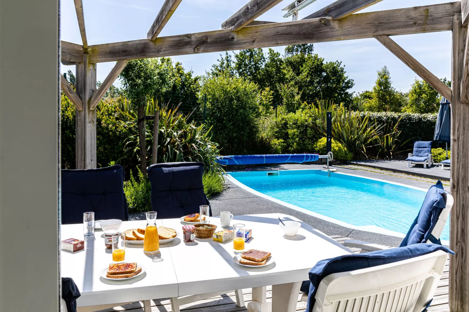 Sequoia 8 with pool-Terrace balcony