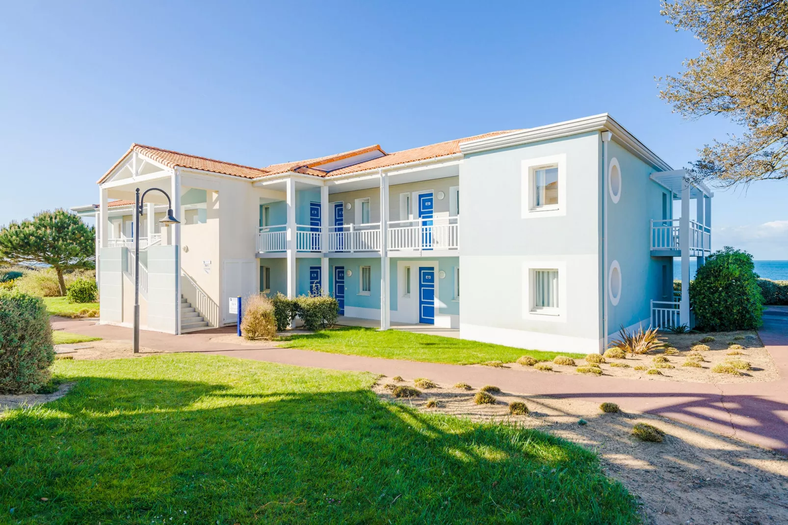 L'estran 5-Exterior summer