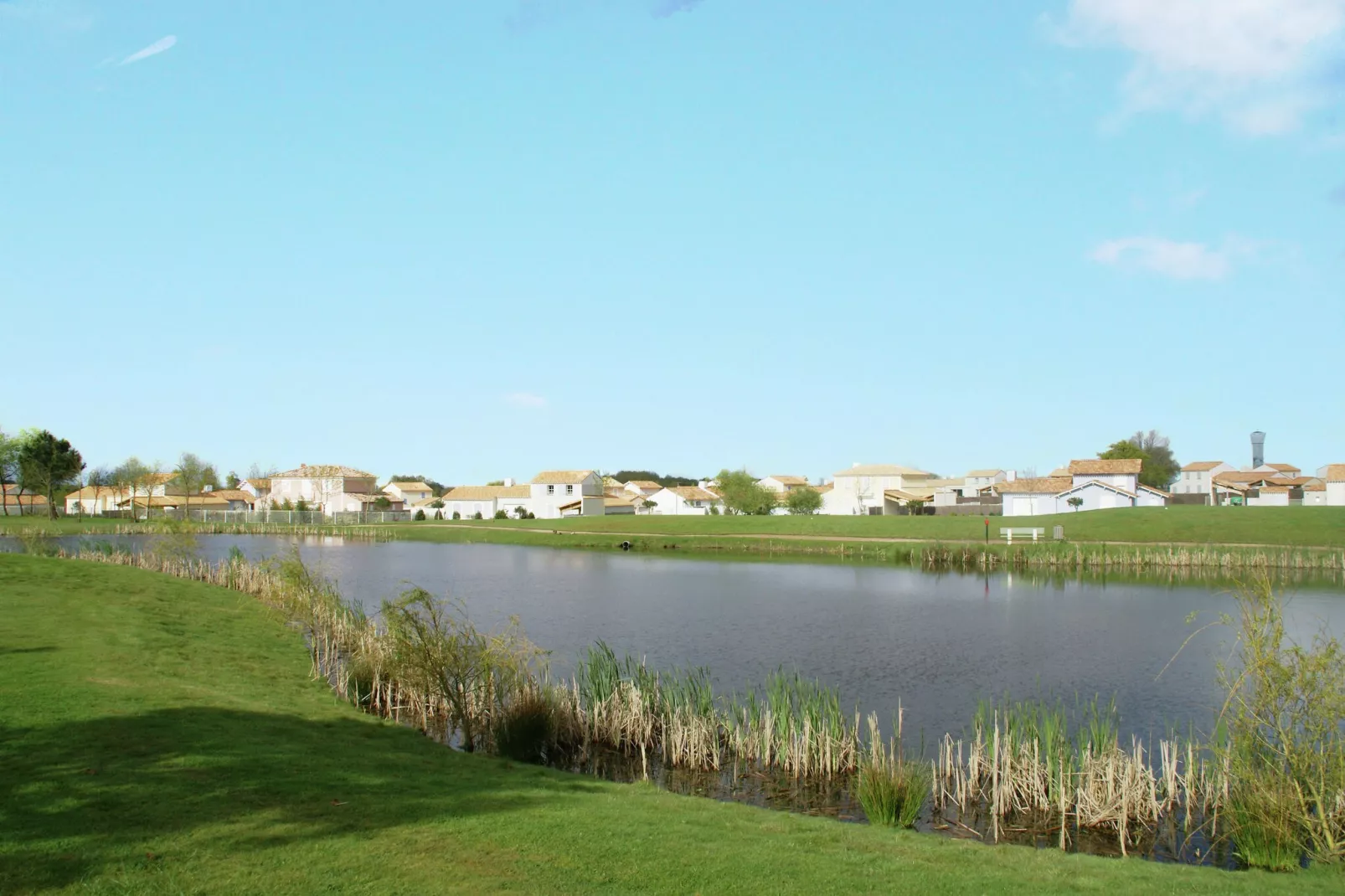 Le Domaine de Fontenelles 2-Areas summer 5km