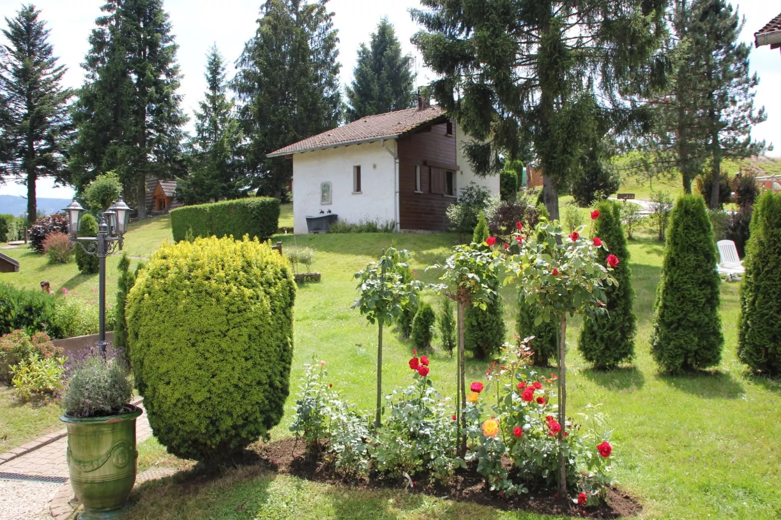Les Chalets des Ayes 10-Gardens summer