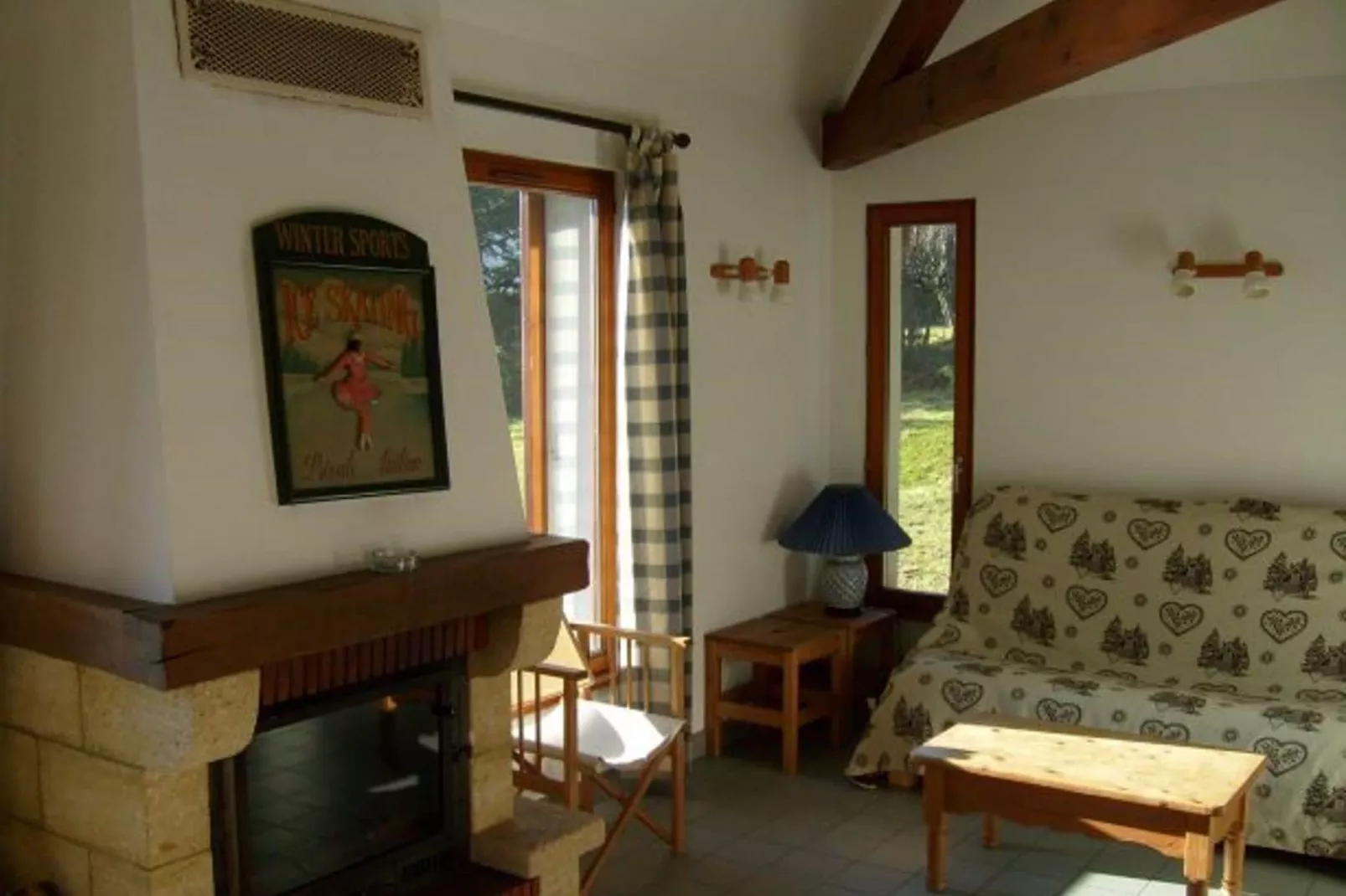 Les Chalets des Ayes 8-Living room