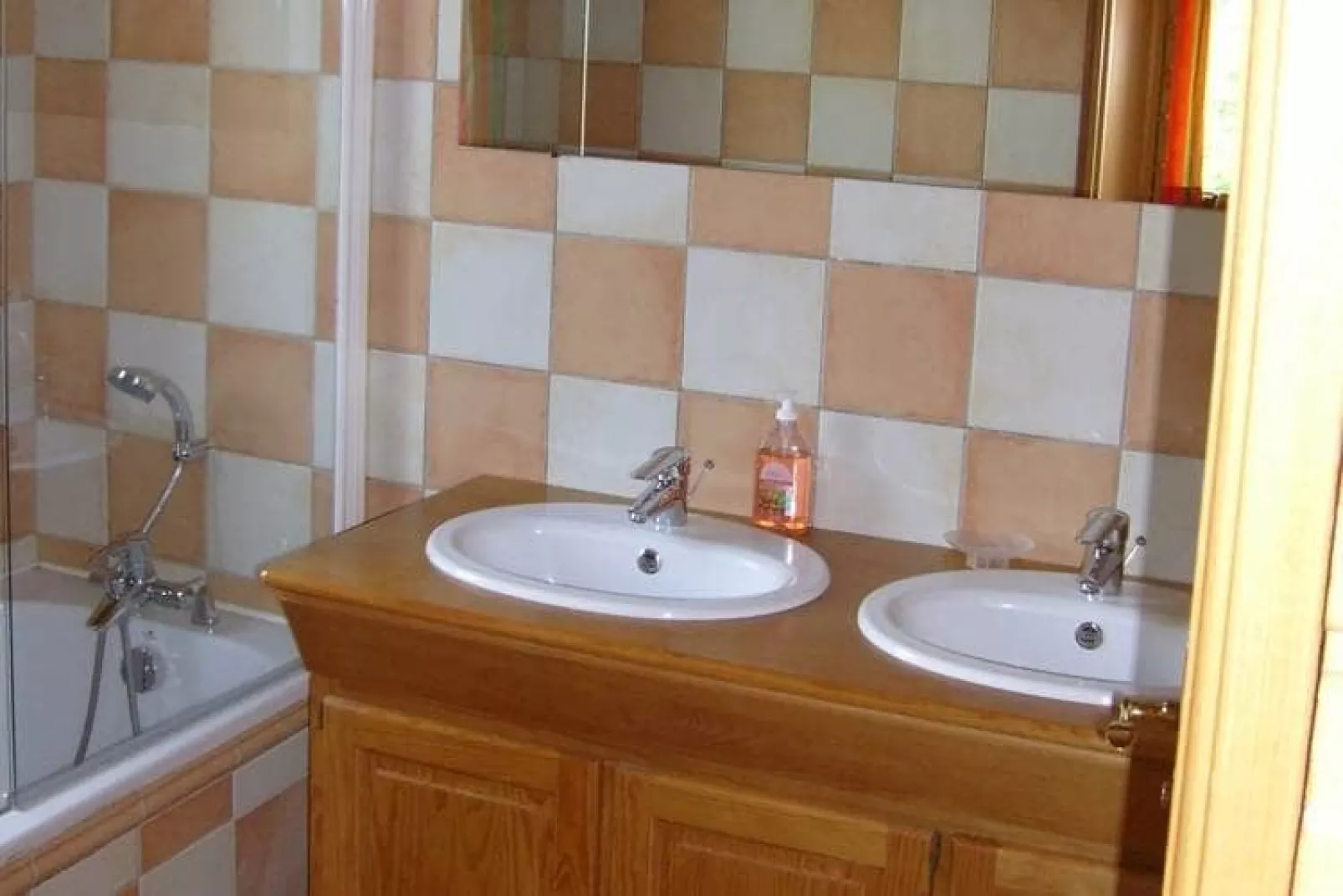 Les Chalets des Ayes 6-Bathroom