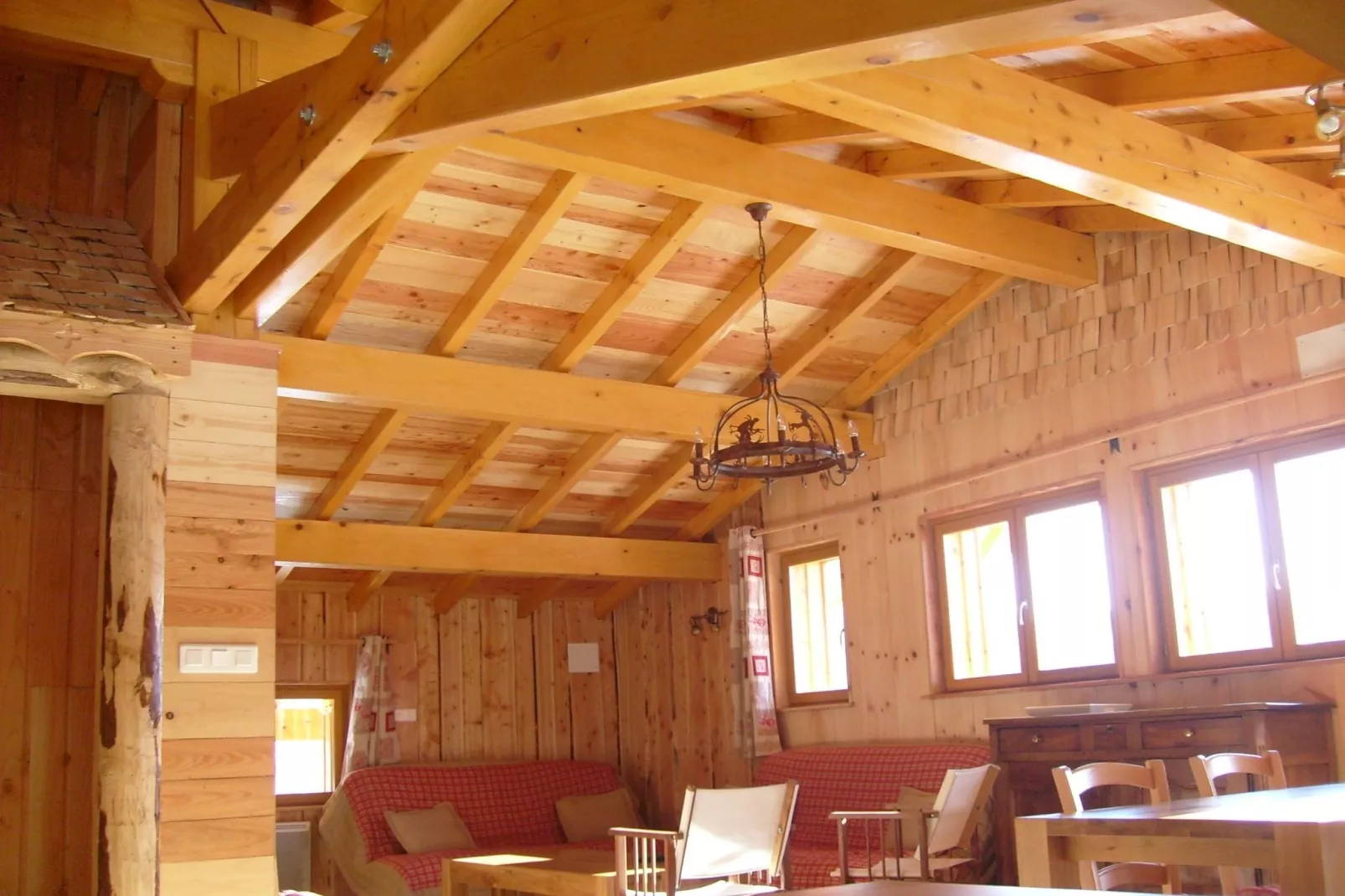 Les Chalets des Ayes 5-Living room