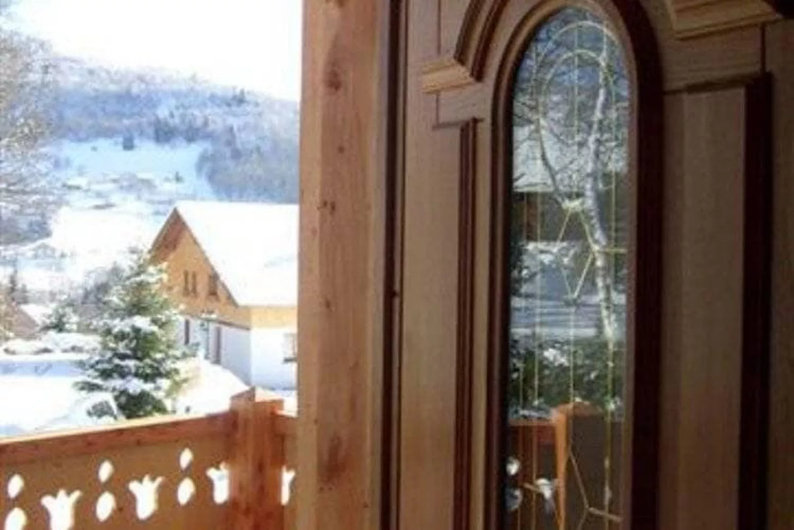 Les Chalets des Ayes 5-View winter