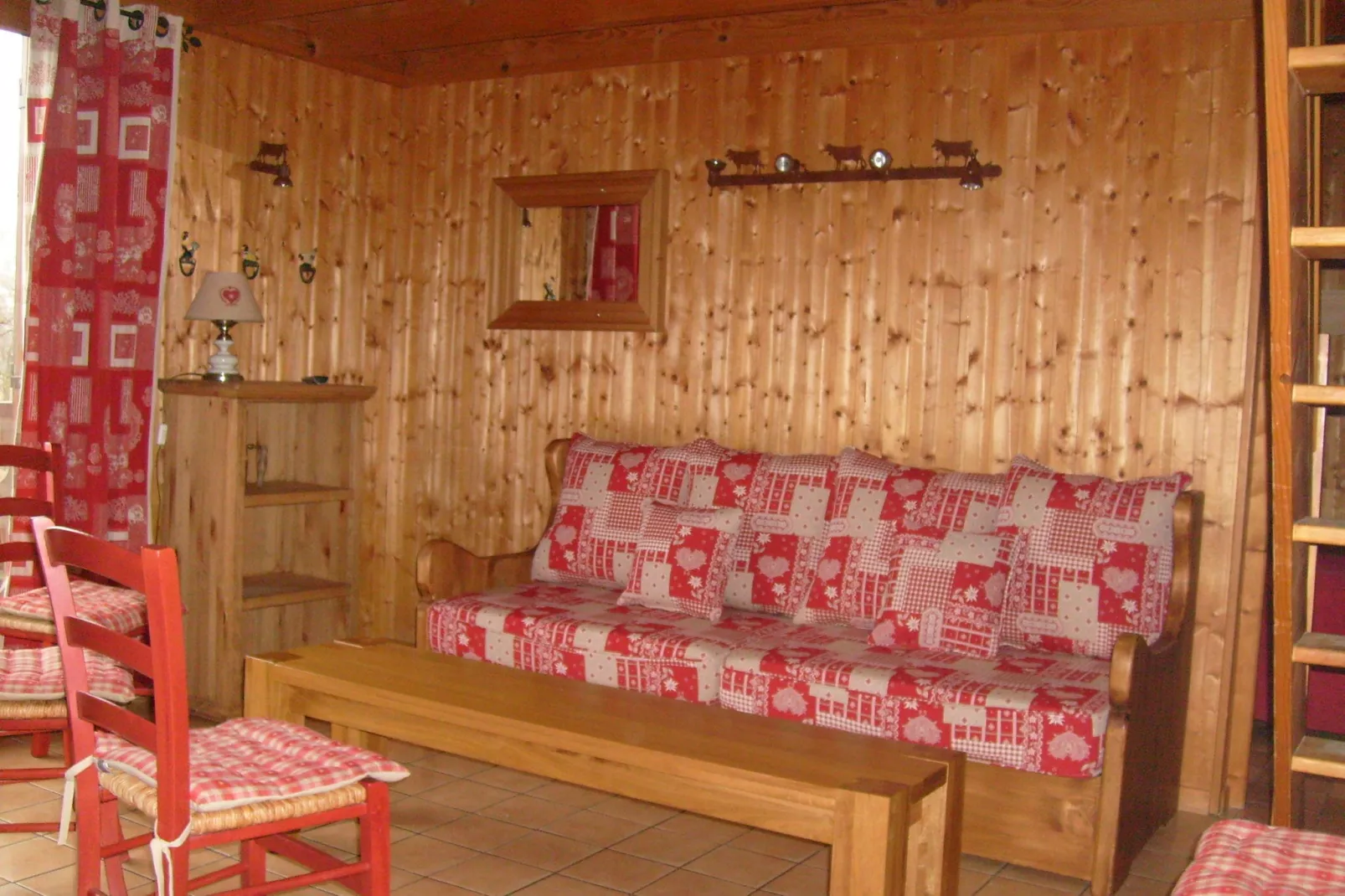 Les Chalets des Ayes 3-Living room