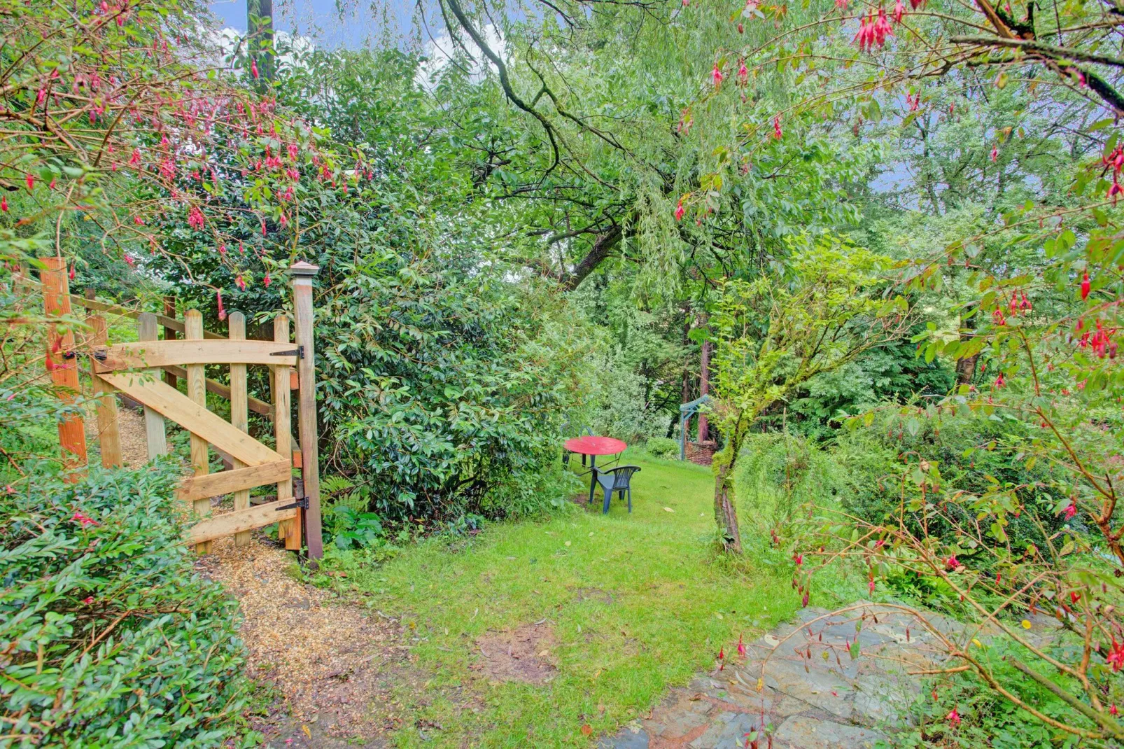 Higher House-Gardens summer