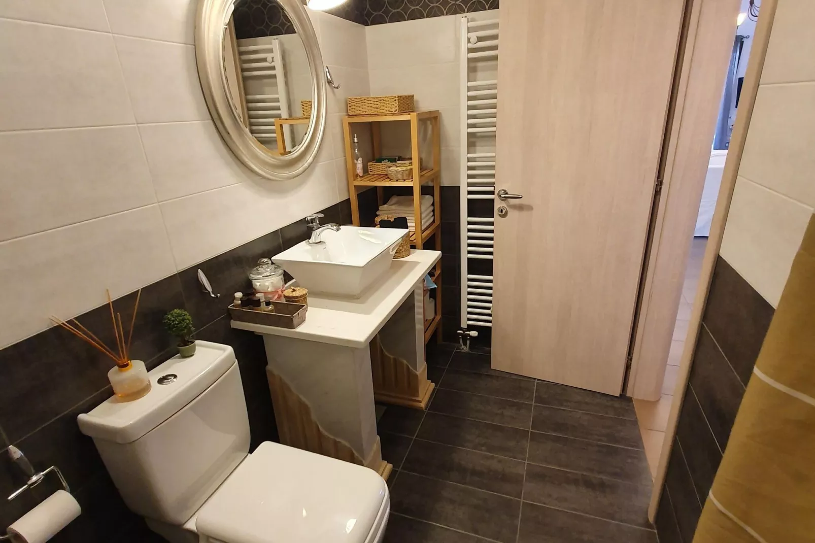 House Loutra Elenis-Badezimmer