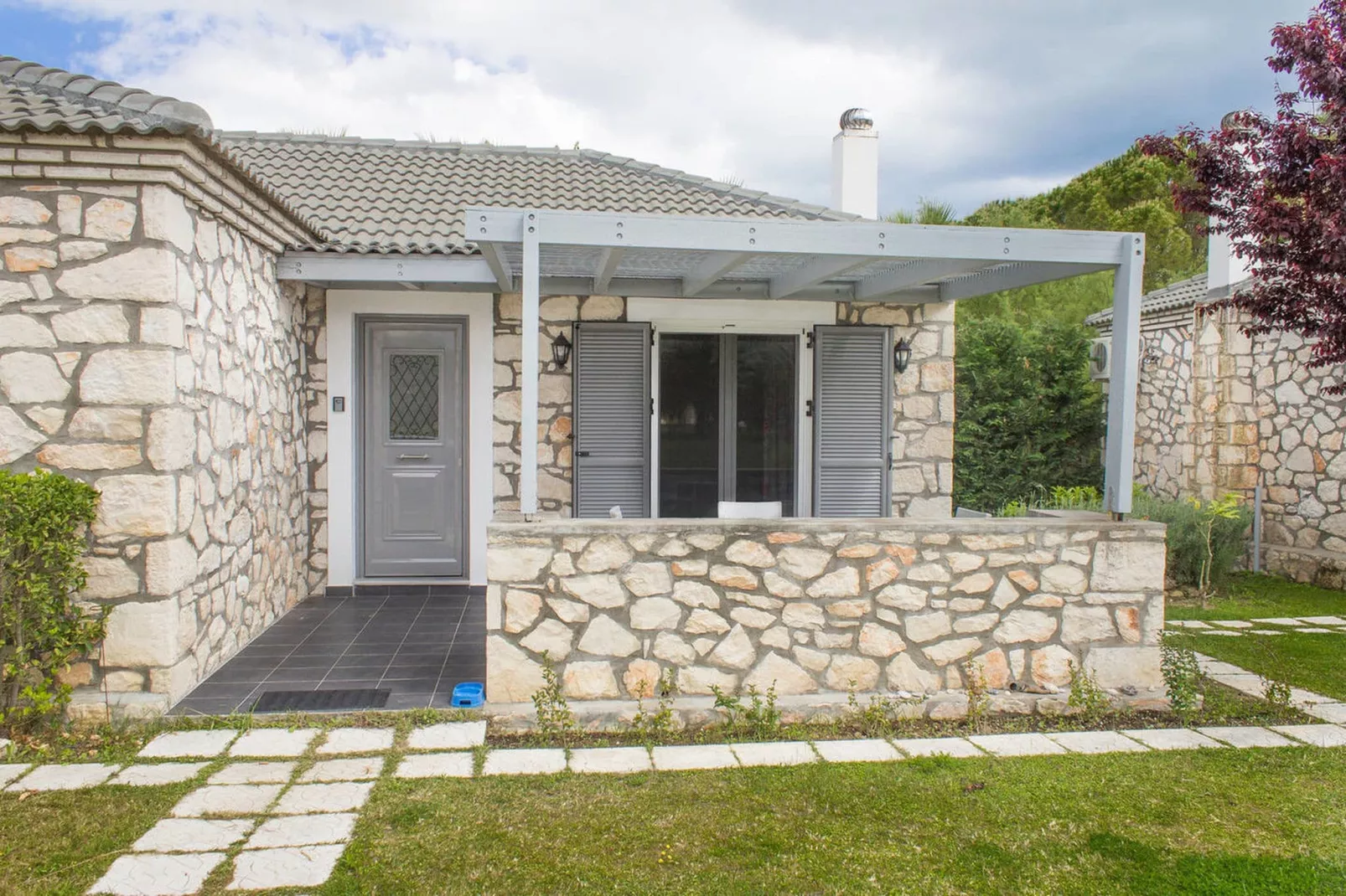 Harmony Villa 1 - 6 pax-Exterior summer