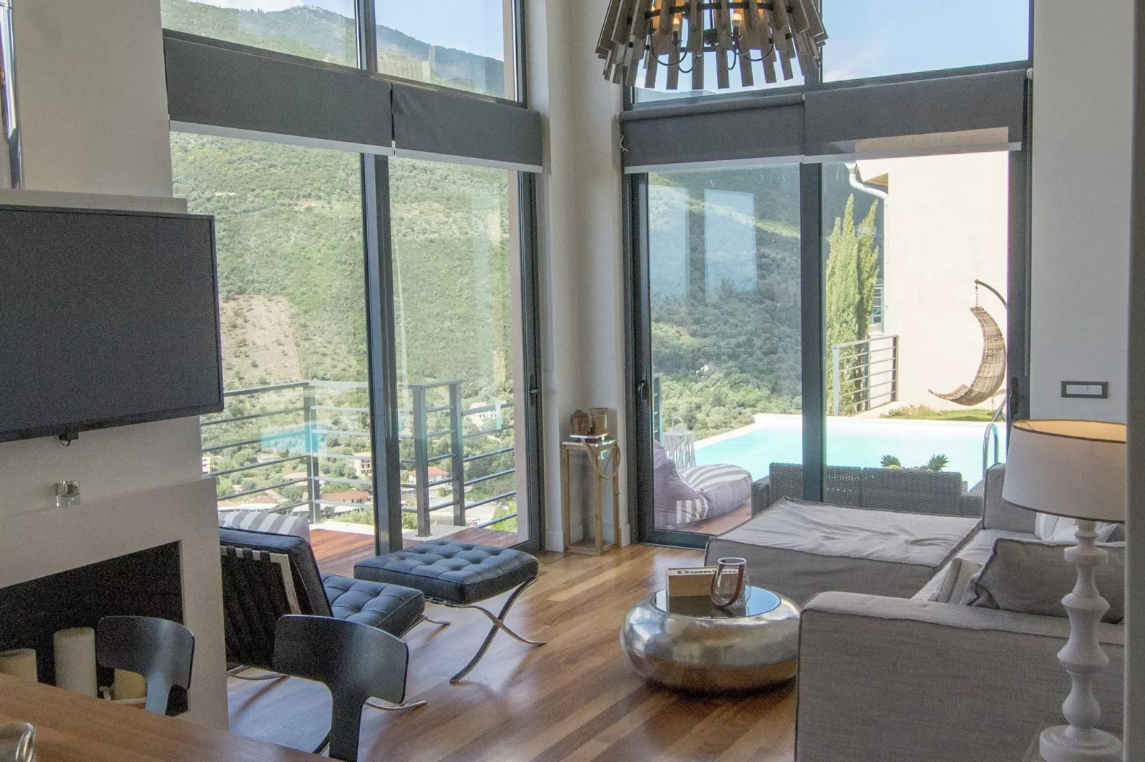 Villa Krystle-Living room