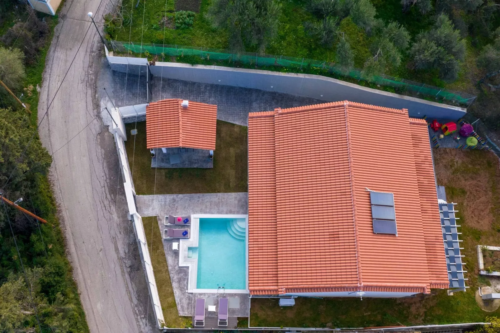 Diamond Luxury Villa Korfu-Exterior in summer