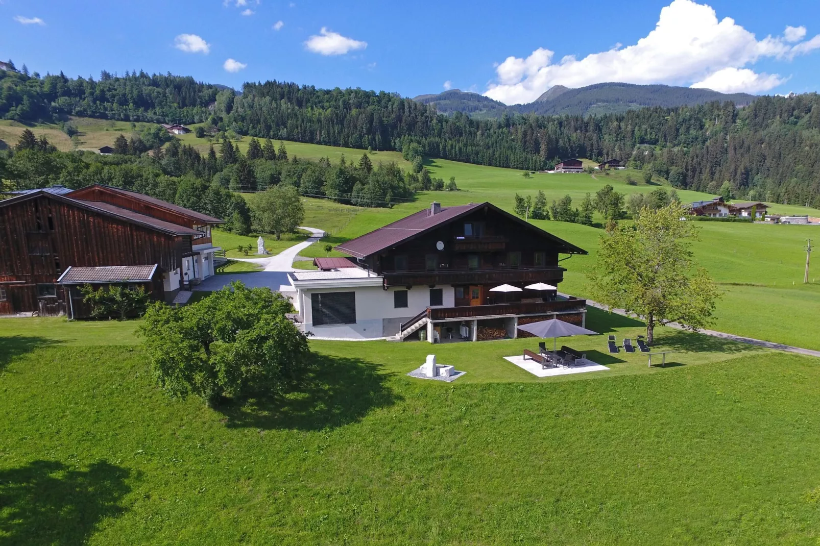 Gut Vorderstallberg-Außenbereich Sommer