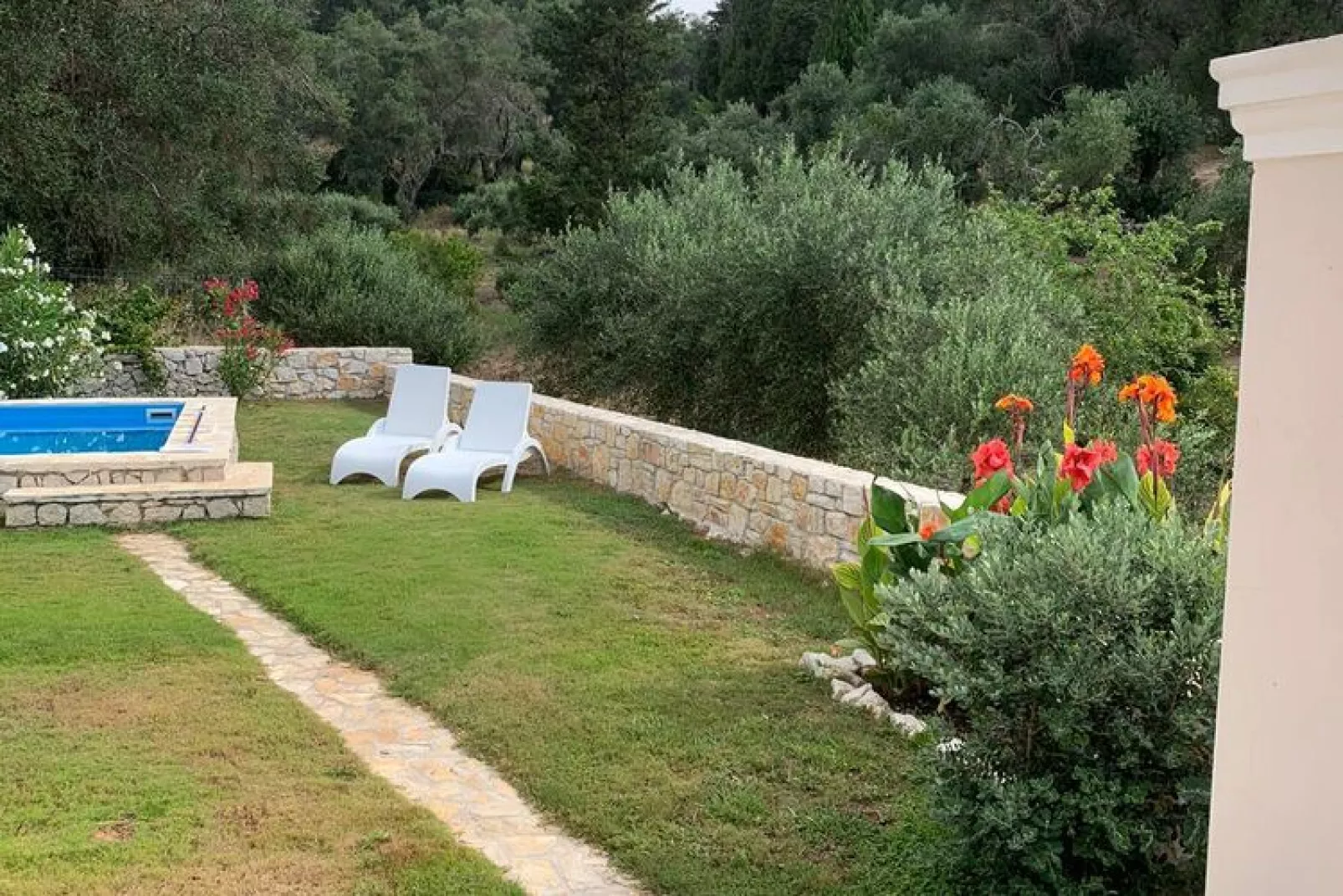 Villa Spirena-Gardens summer