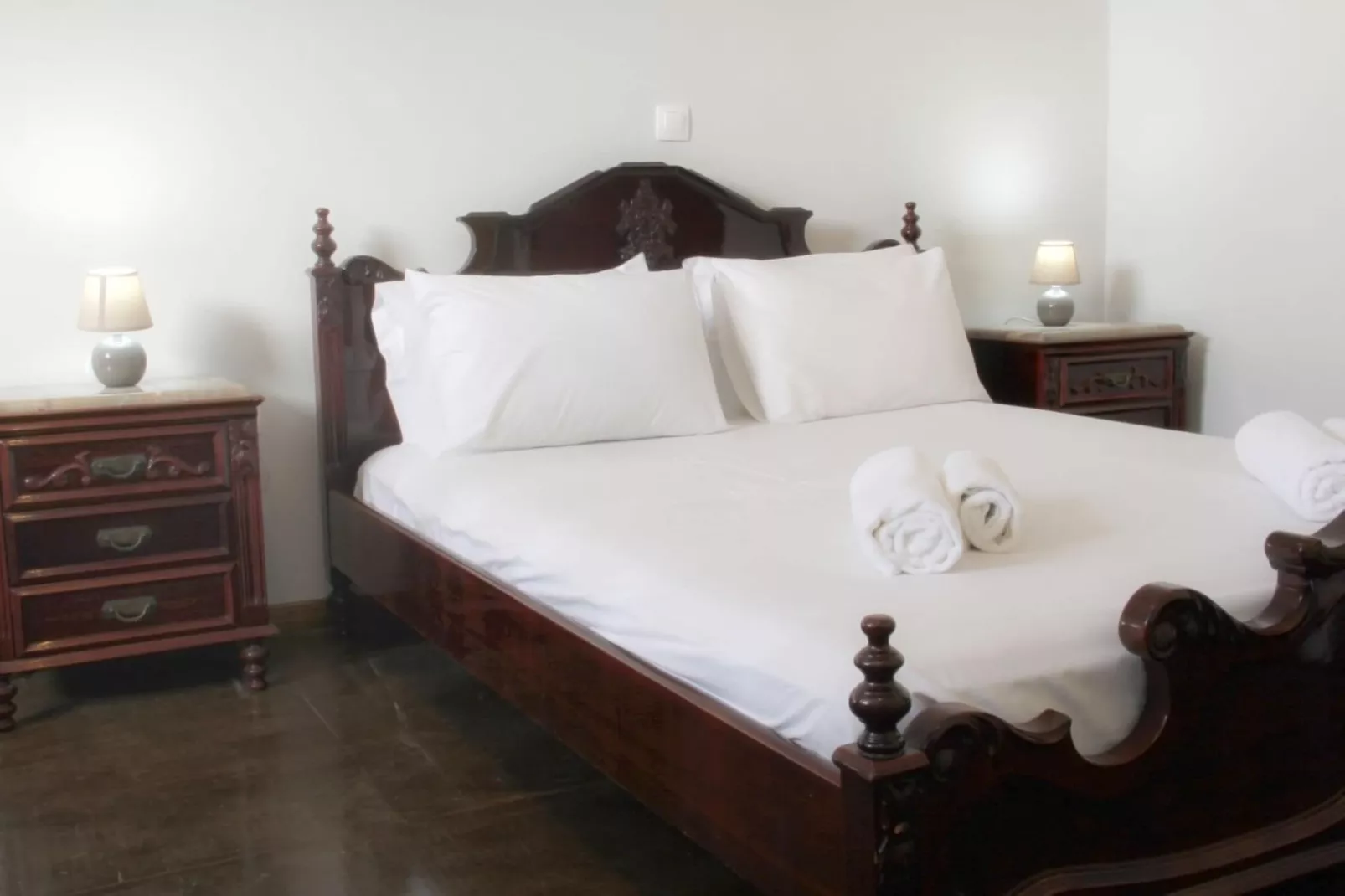 Yialos Villa-Bedroom