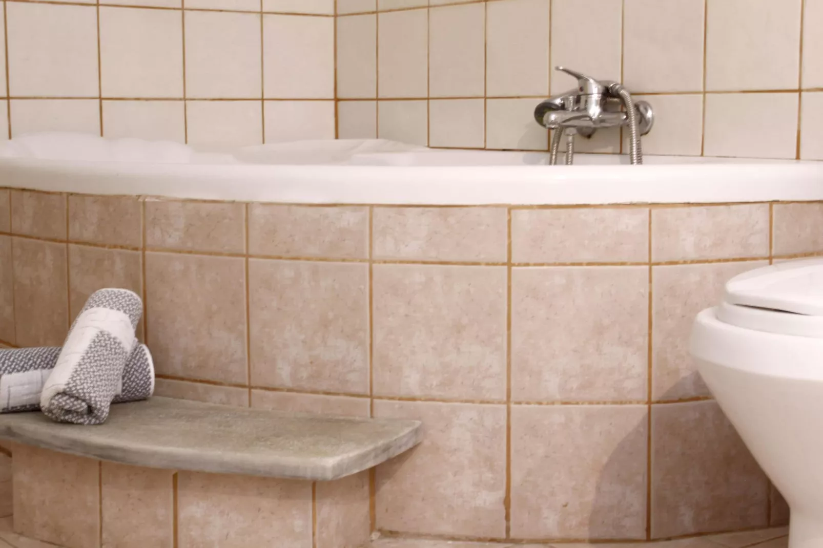 Yialos Villa-Bathroom