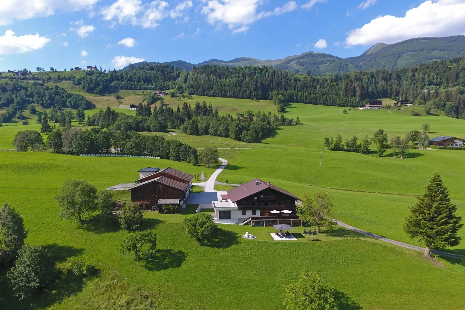 Gut Vorderstallberg-Aussicht Sommer