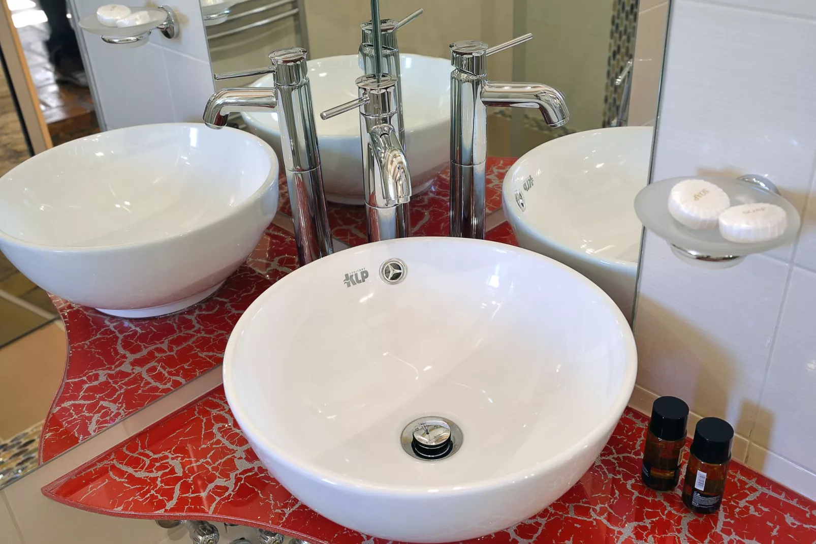 Fundana Studio-Bathroom