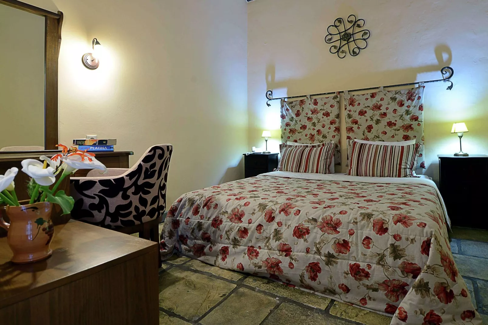 Fundana Family Apartment-Bedroom