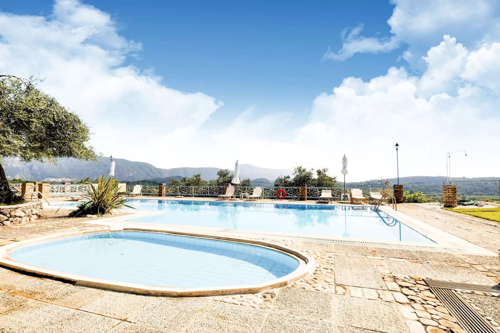 Fundana Suite-Pool