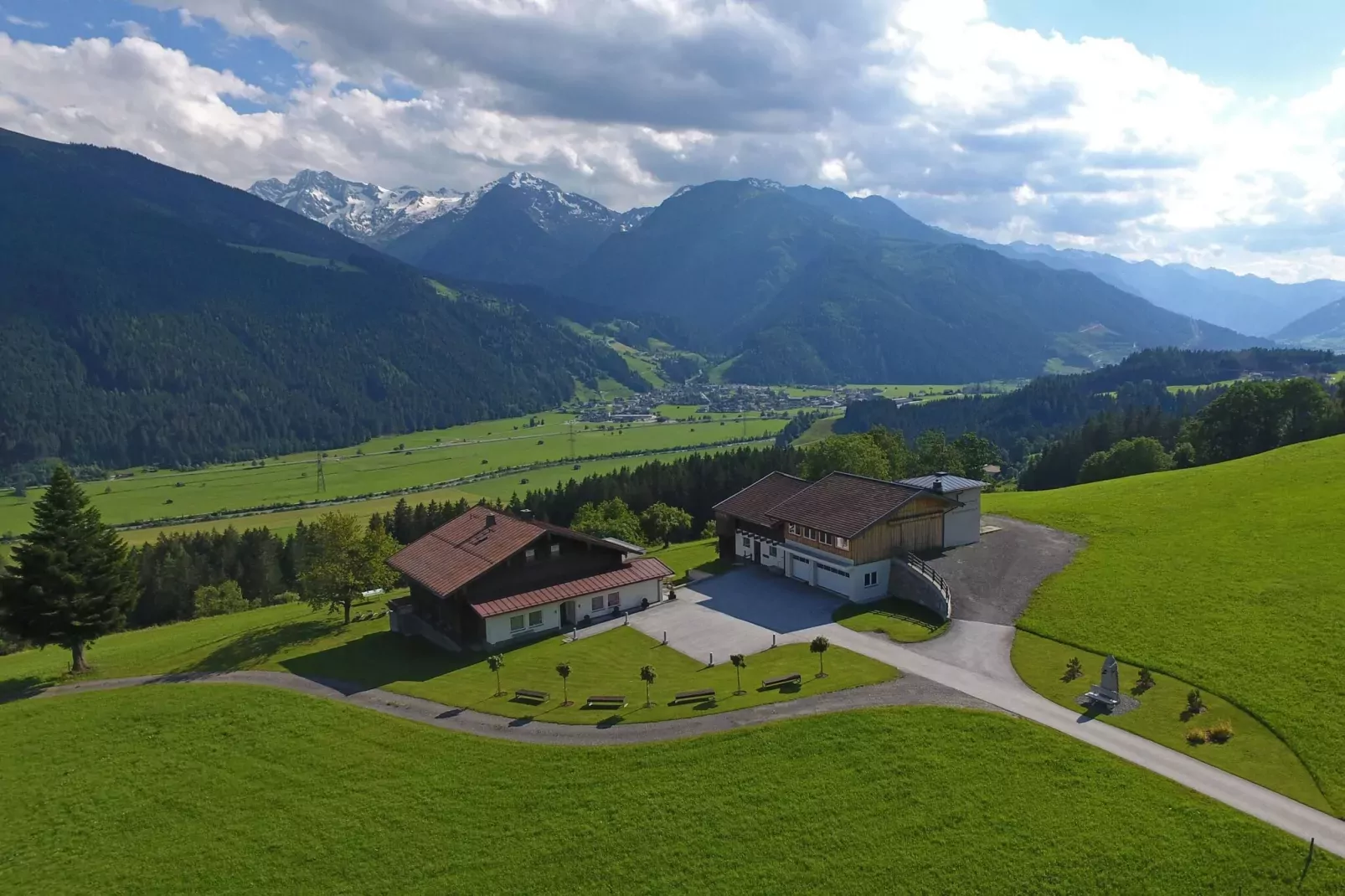 Gut Vorderstallberg-Aussicht Sommer
